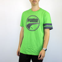 Vintage Puma t-shirt top blouse tee in green